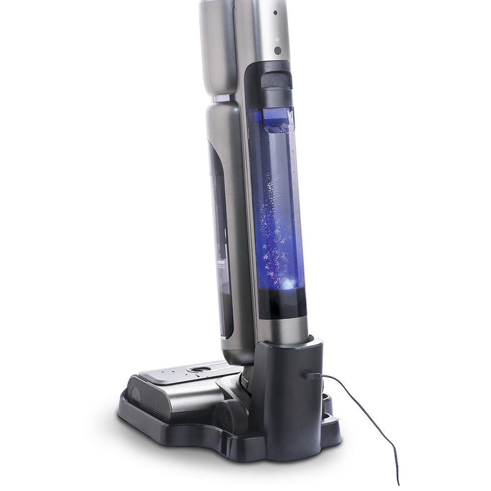 Аккумуляторный моющий пылесос AquaFloorCleaner Cordless, работа в режиме самоочистки